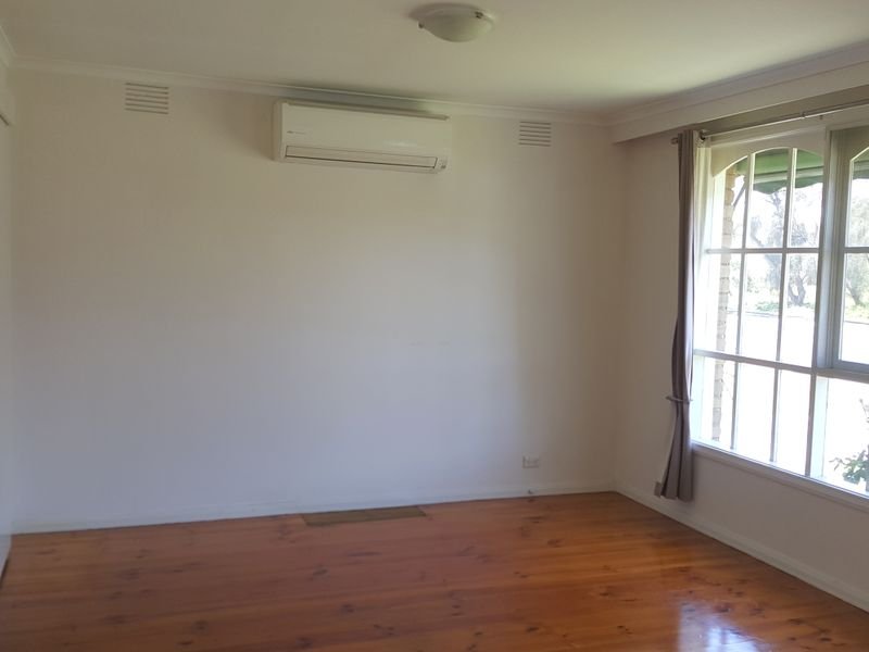 Gallery: 1/201 Beach Road