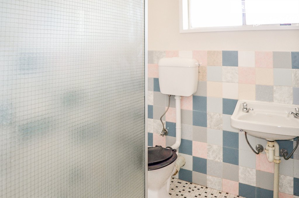 1/201 Lake Albert Road KOORINGAL 6