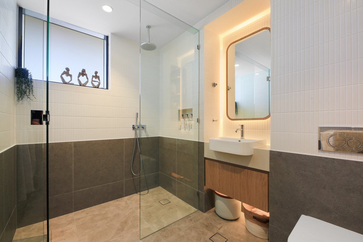 1201/33 Surf Parade Broadbeach 25