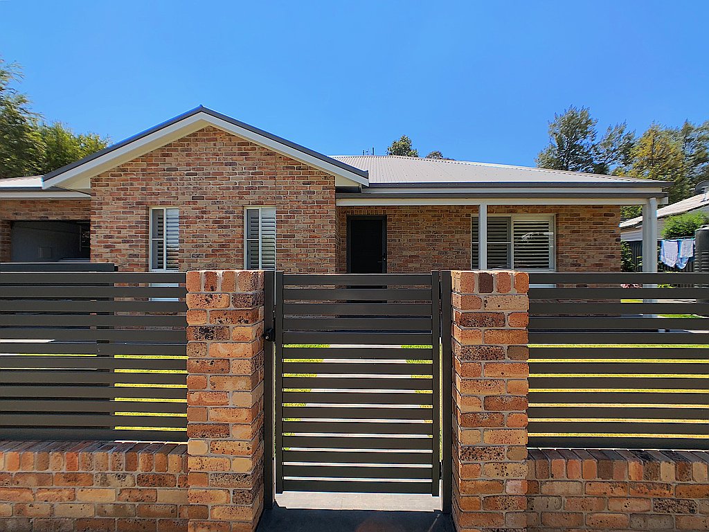 1/202 Johnson Street TAMWORTH 3