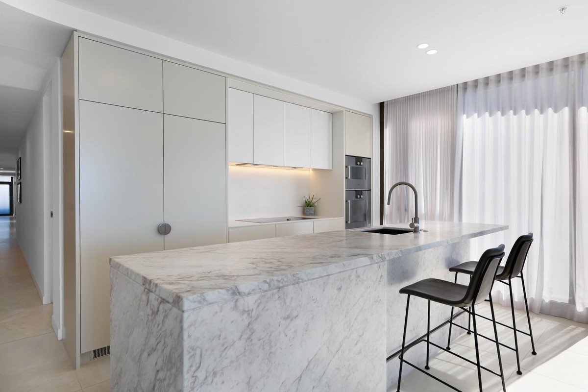 1202/112 The Esplanade Burleigh Heads 7