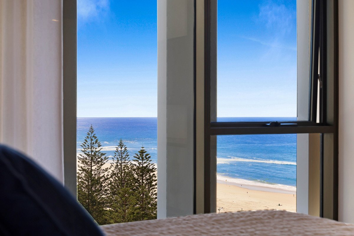 1202/112 The Esplanade Burleigh Heads 17