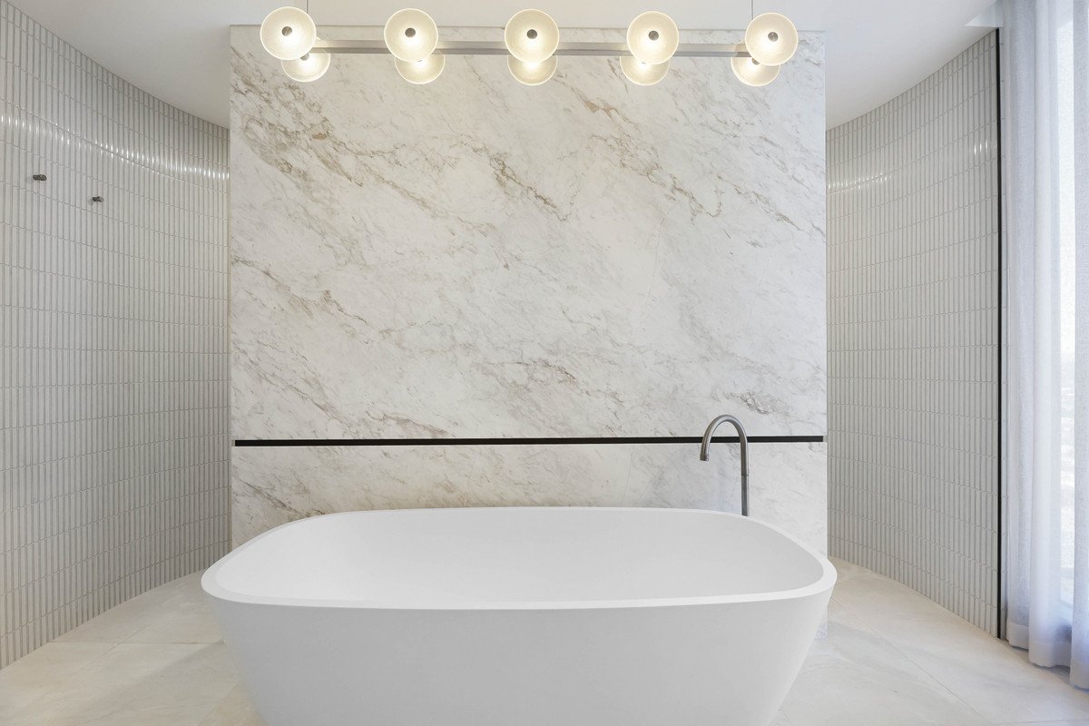 1202/112 The Esplanade Burleigh Heads 19