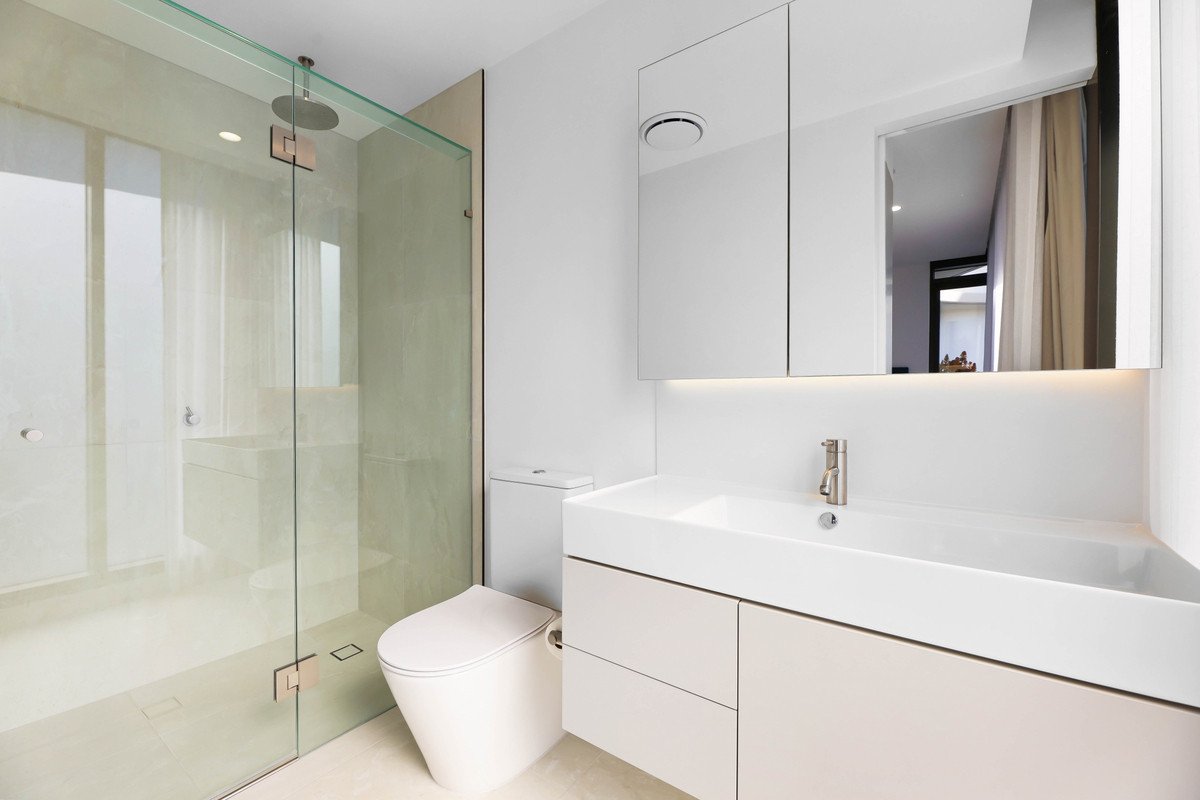 1202/112 The Esplanade Burleigh Heads 24