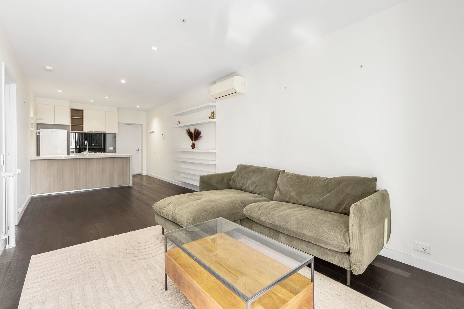 Gallery: 1202/245 City Road