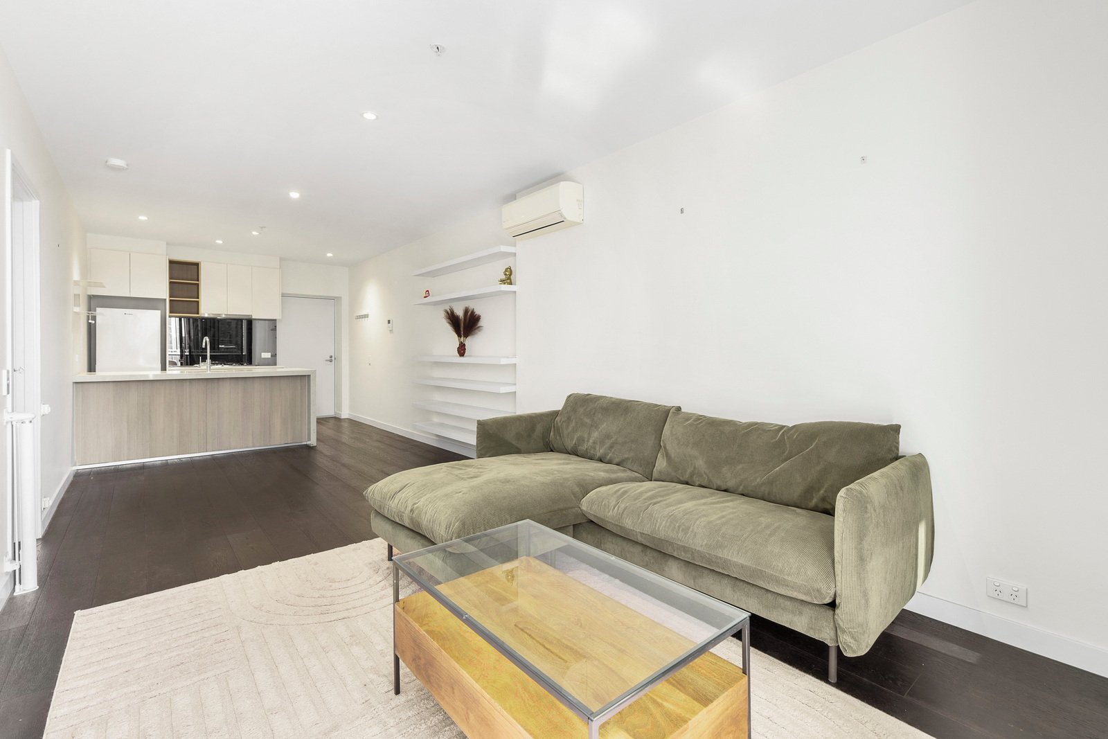 Gallery: 1202/245 City Road