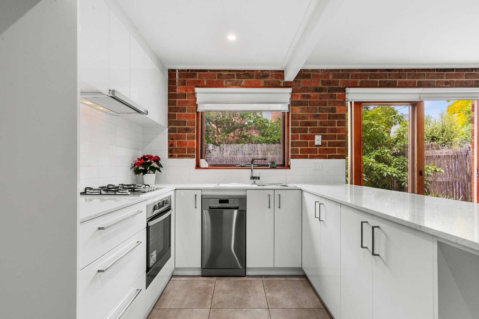 Gallery: 1/203-207 Little Malop Street
