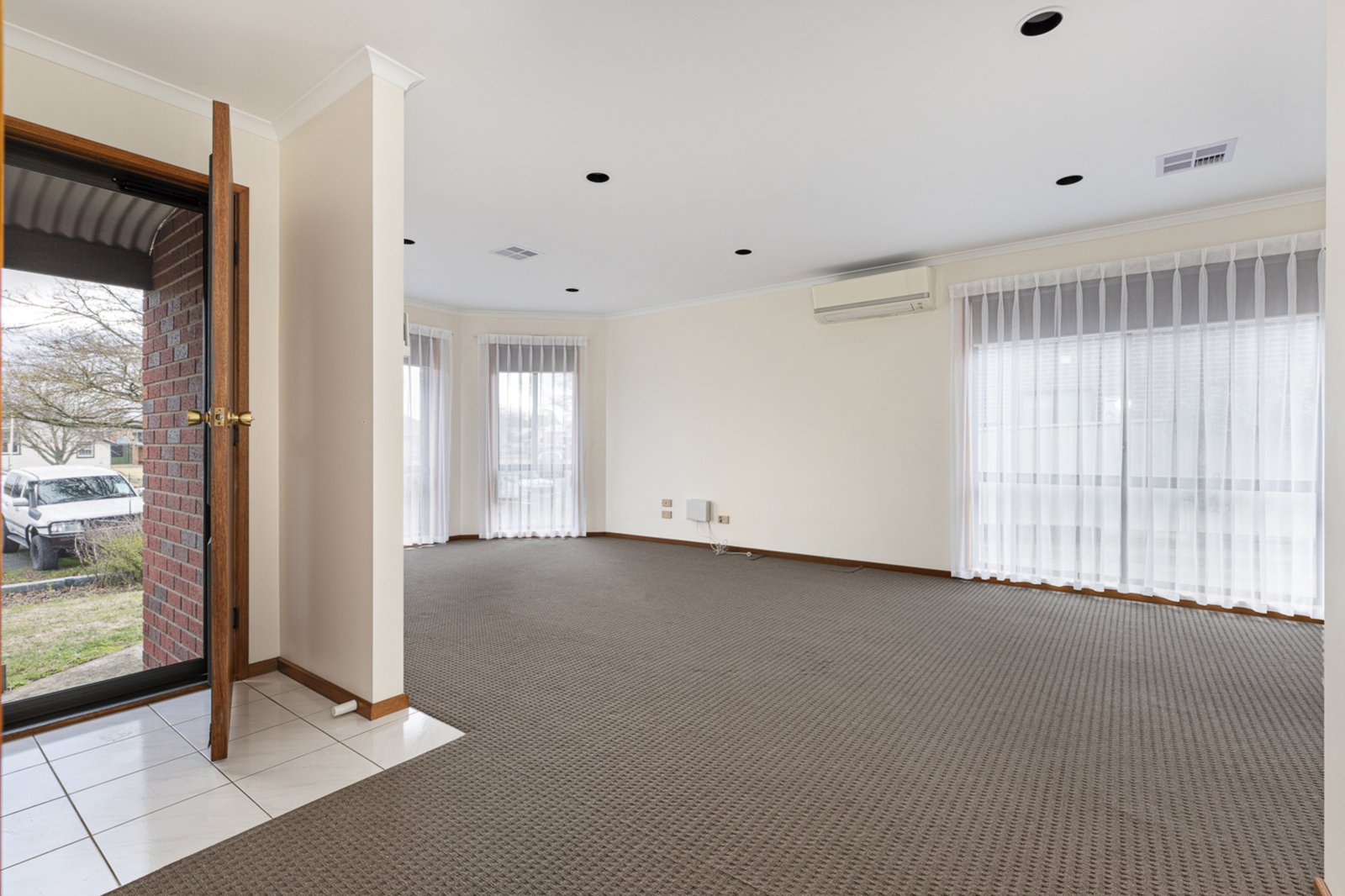 Gallery: 1/203 Ripon Street