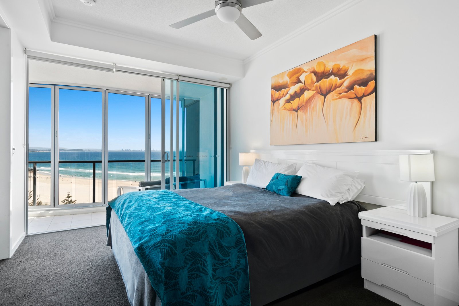 1203/110 Marine Parade COOLANGATTA 11