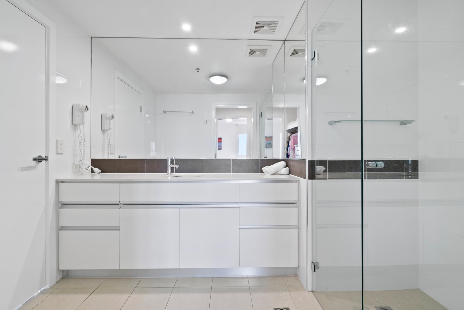 1203/110 Marine Parade COOLANGATTA 15