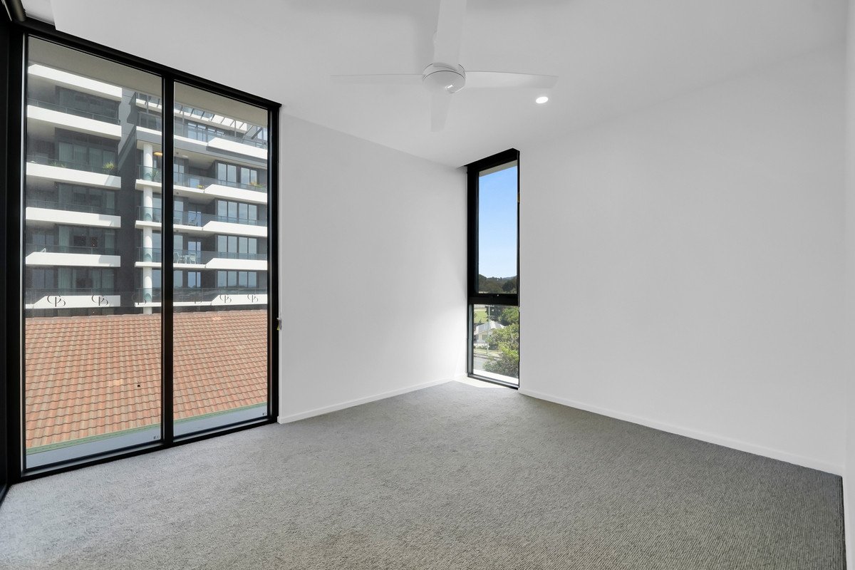 1203/6 Second Avenue Burleigh Heads 16