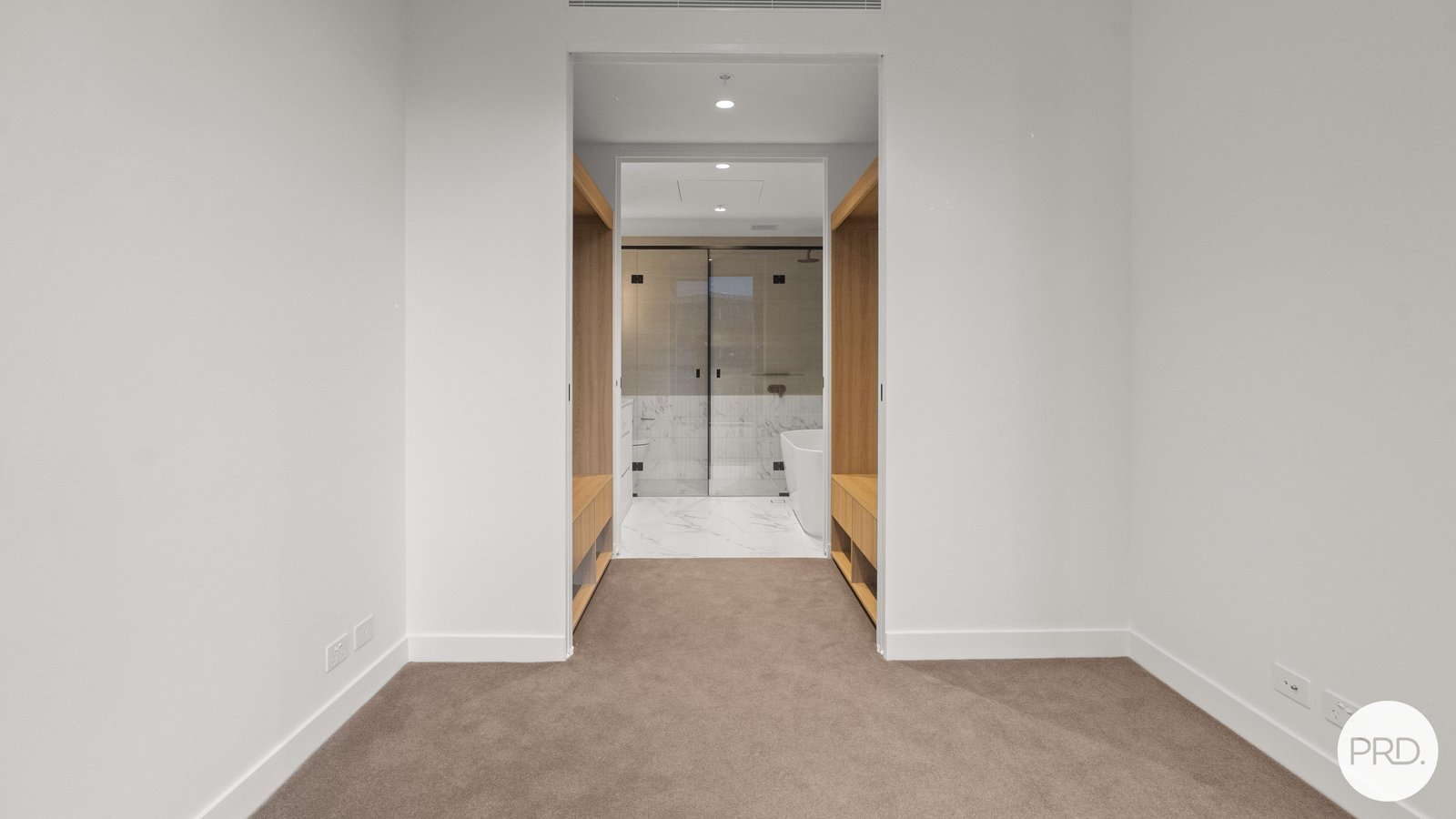 1203/63 Latrobe Street MELBOURNE 8
