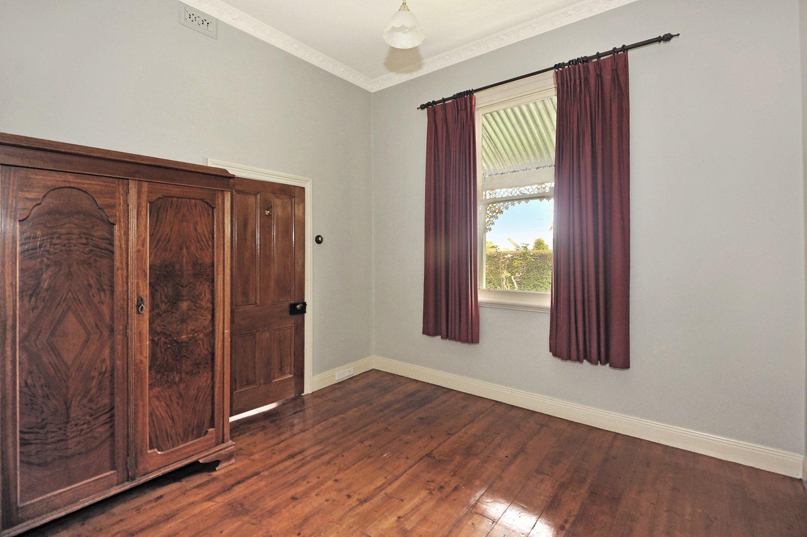 Gallery: 1204 Dana Street