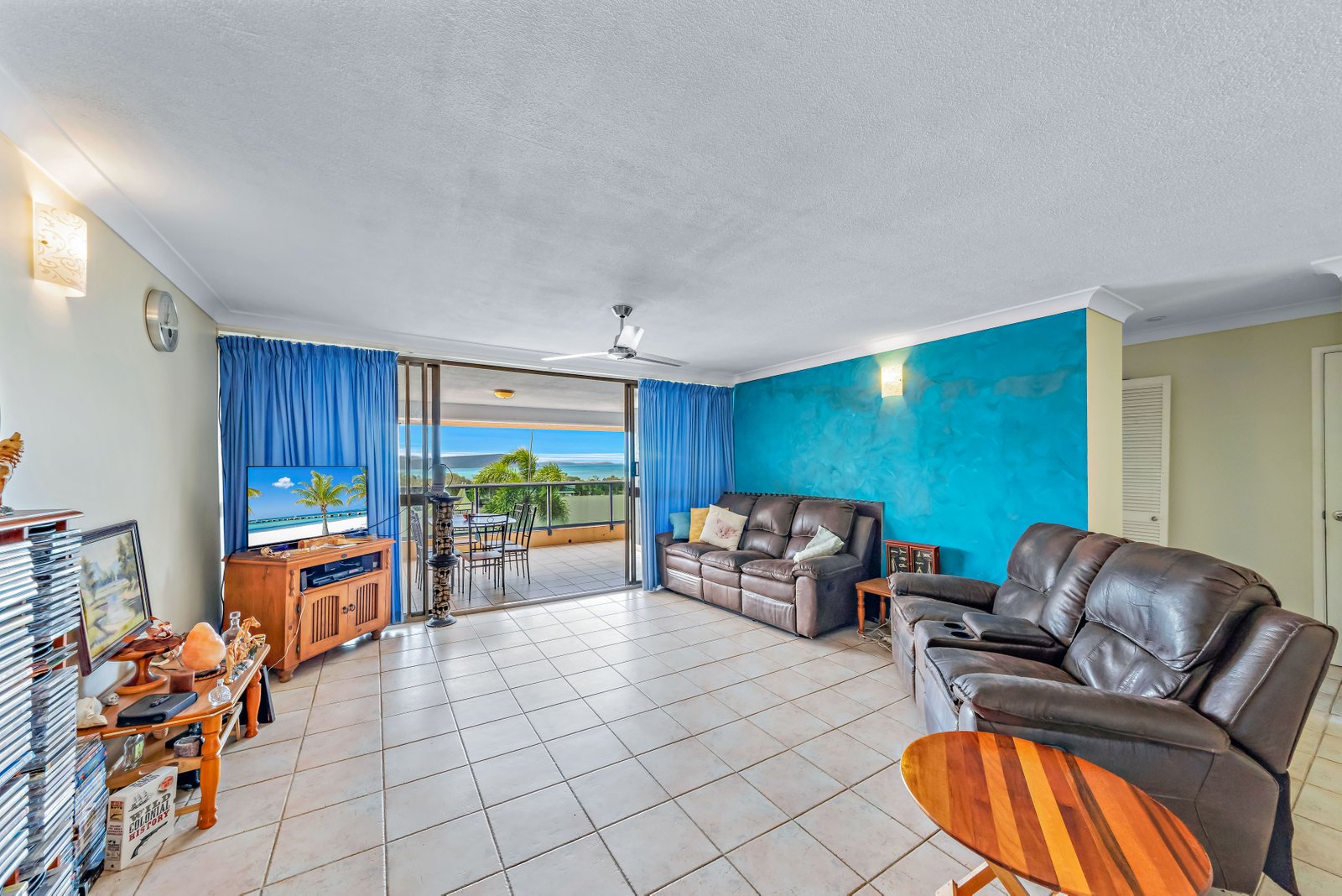 120/4 Eshelby Drive CANNONVALE 2