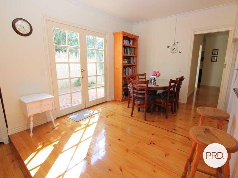 1/204 Stawell Street North BROWN HILL 3
