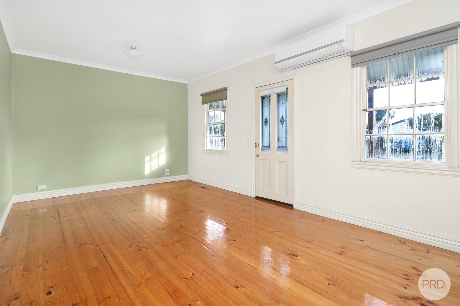 1/204 Stawell Street North BROWN HILL 4