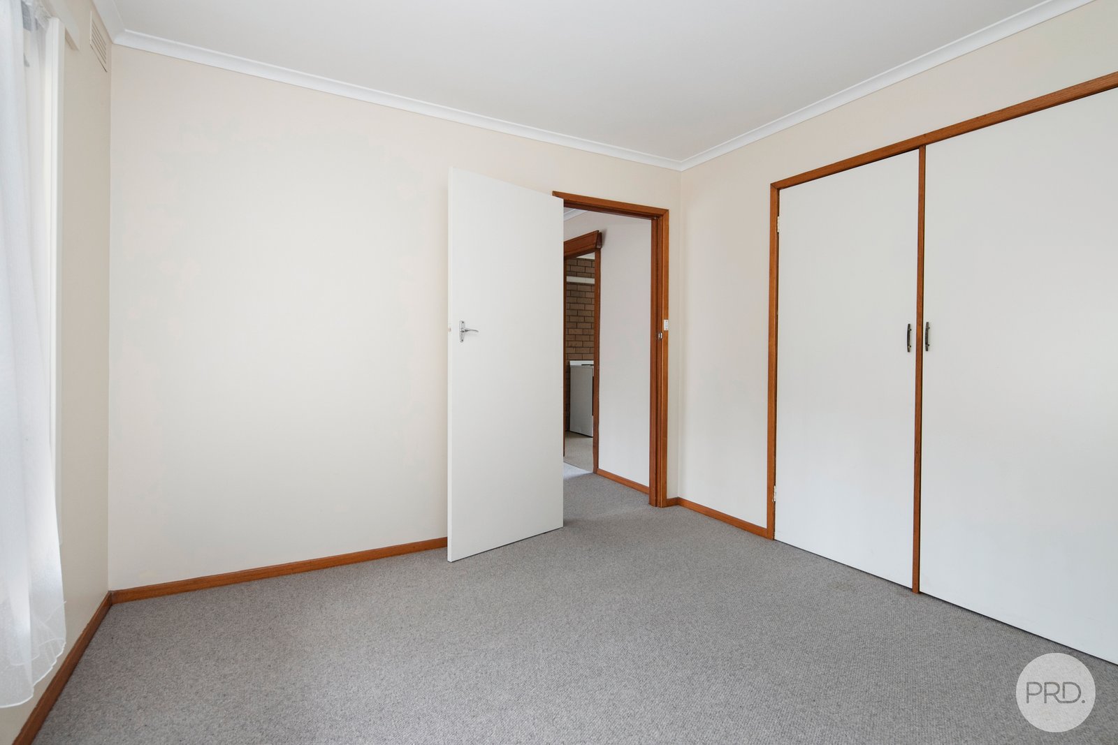 1/2042 Geelong Road MOUNT HELEN 8