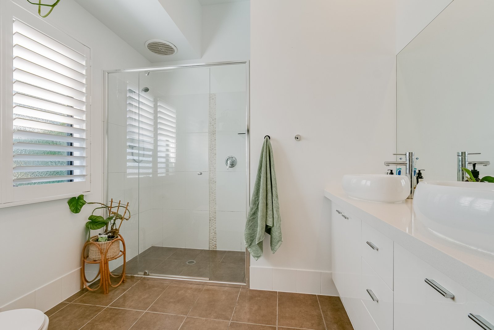 1/2057 Gold Coast Highway MIAMI 7