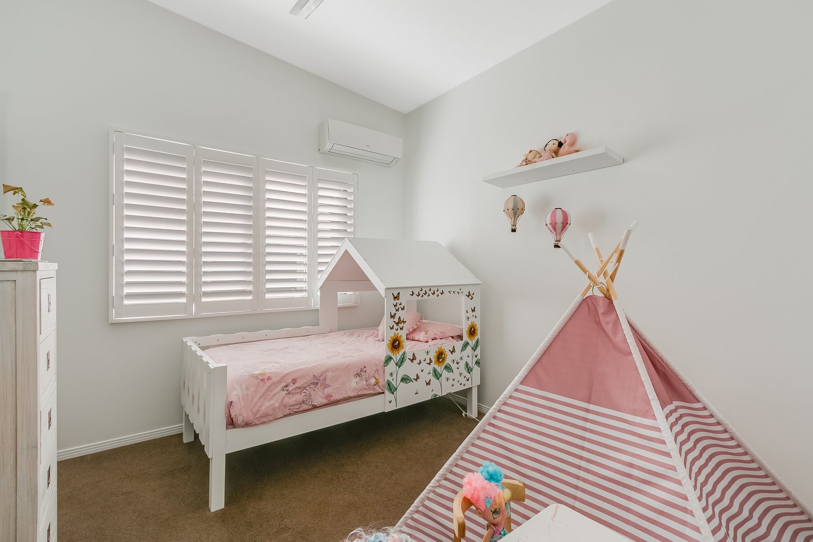 1/2057 Gold Coast Highway MIAMI 10