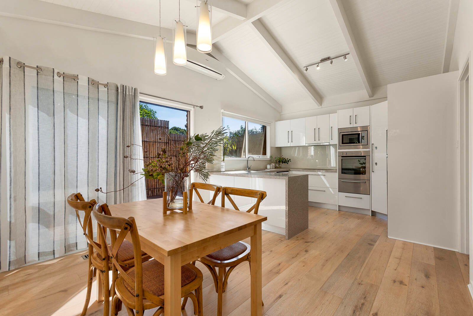 Real Estate and Property in 1/206 High Street, Templestowe Lower, VIC