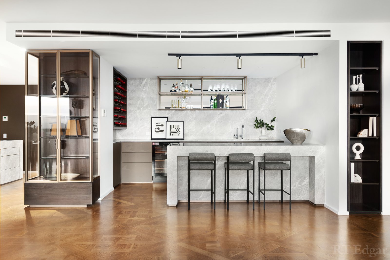 Real Estate and Property in 1206/20 Queens Road, Melbourne, VIC