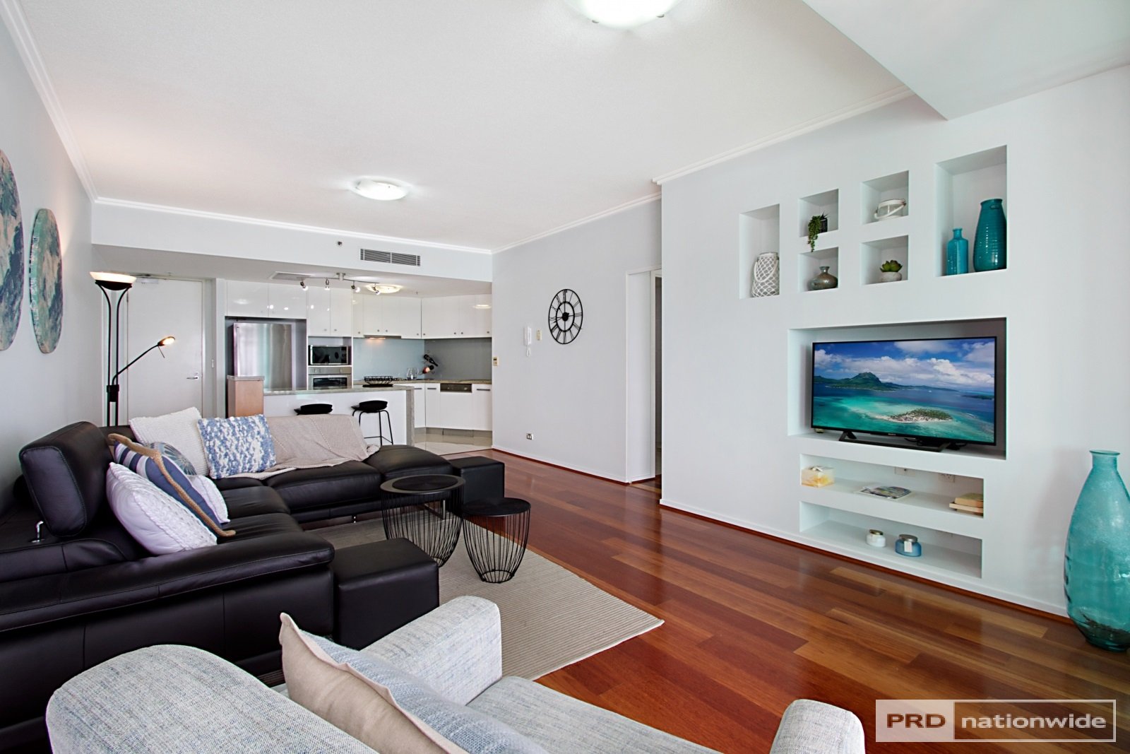 1206/300 Marine Parade LABRADOR 3