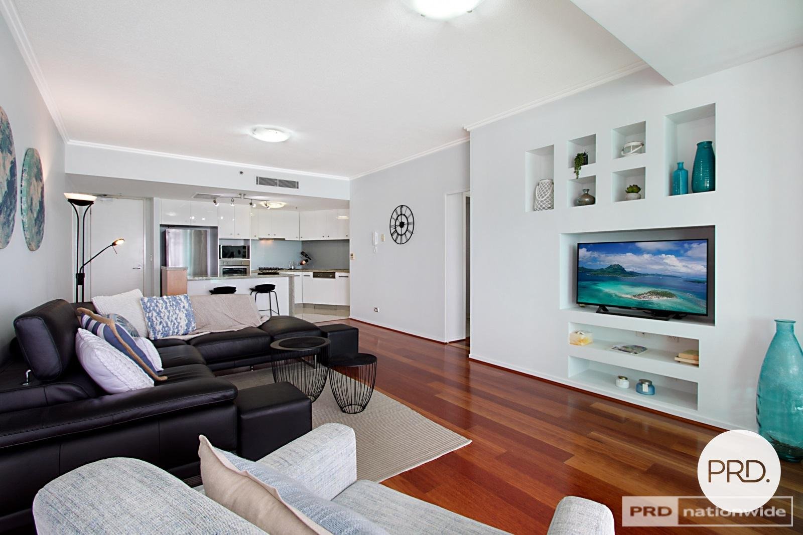 1206/300 Marine Parade LABRADOR 4