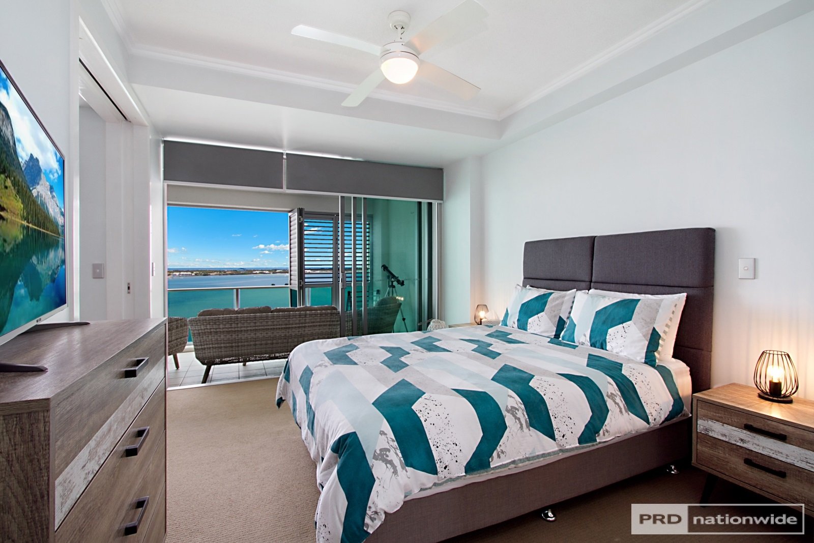 1206/300 Marine Parade LABRADOR 6