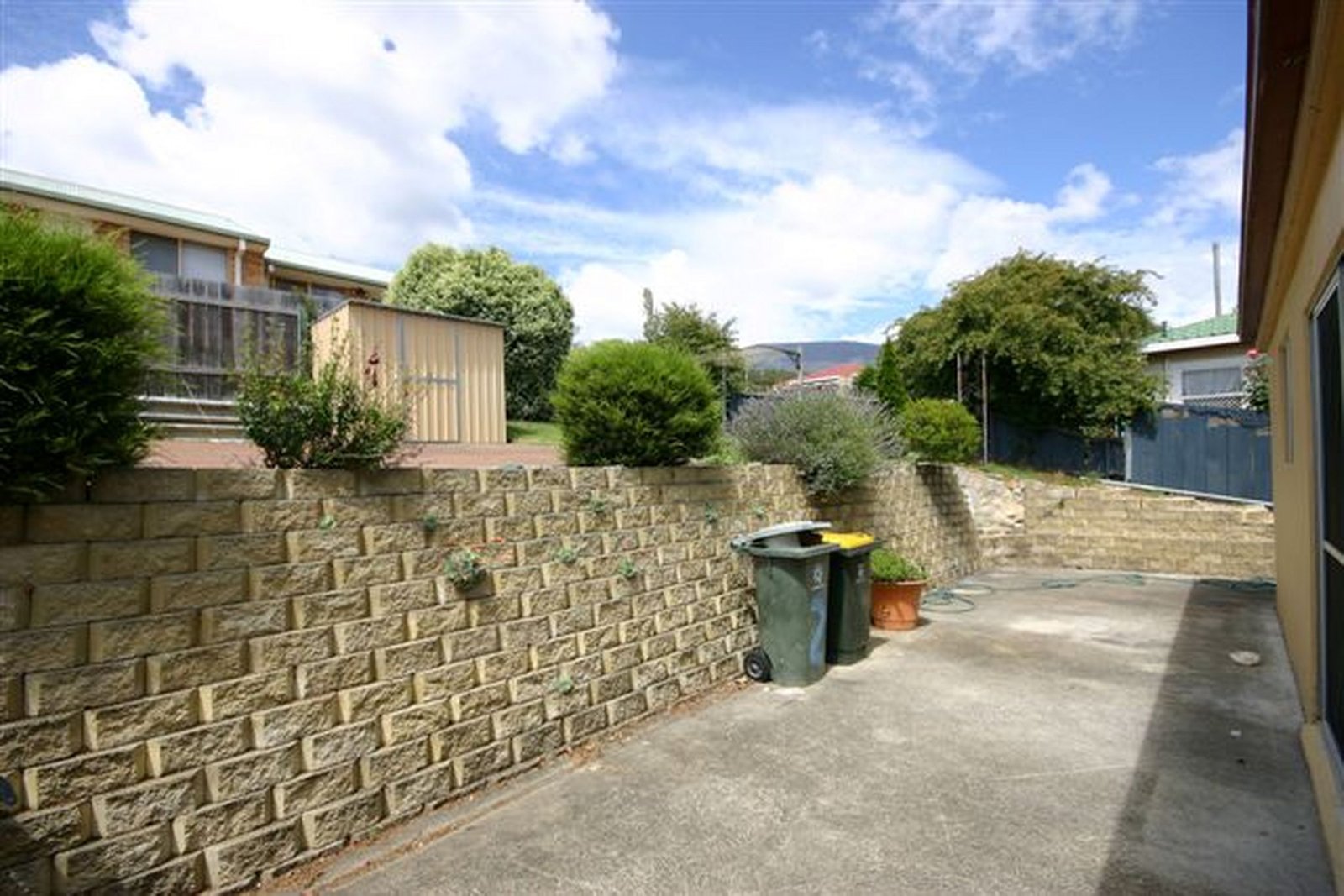 1/207 Tolosa Street GLENORCHY 10