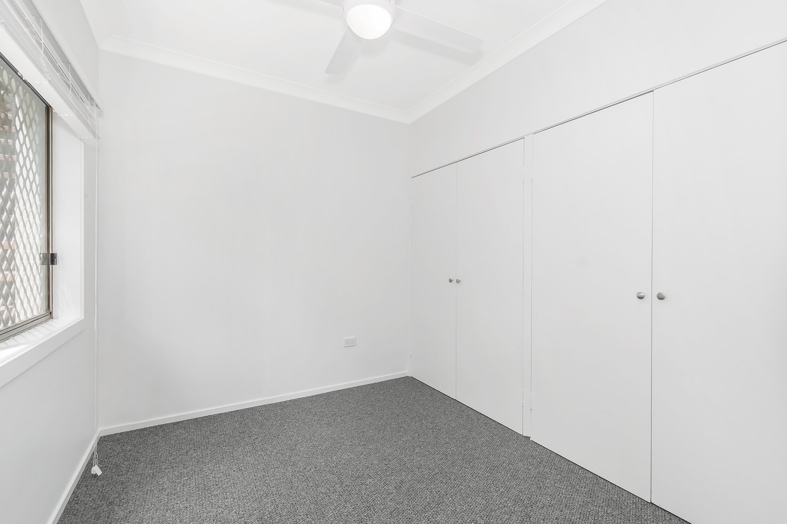 1/2073 Gold Coast Highway MIAMI 4