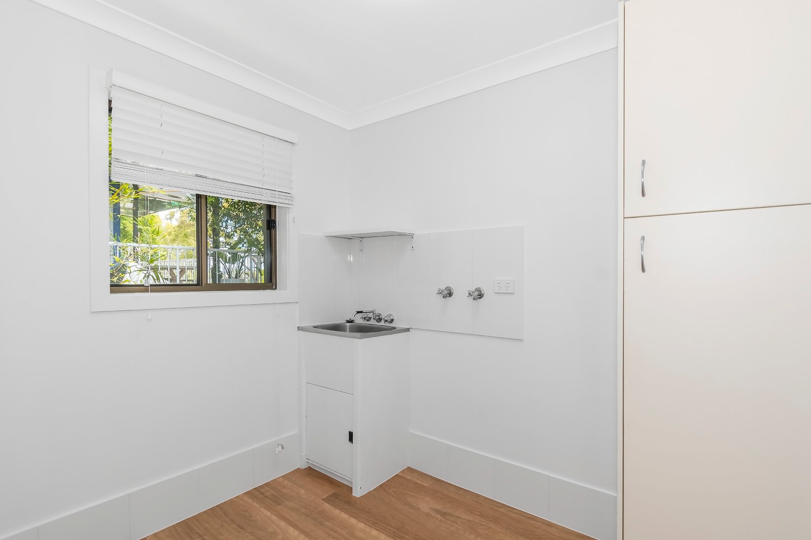 1/2073 Gold Coast Highway MIAMI 6