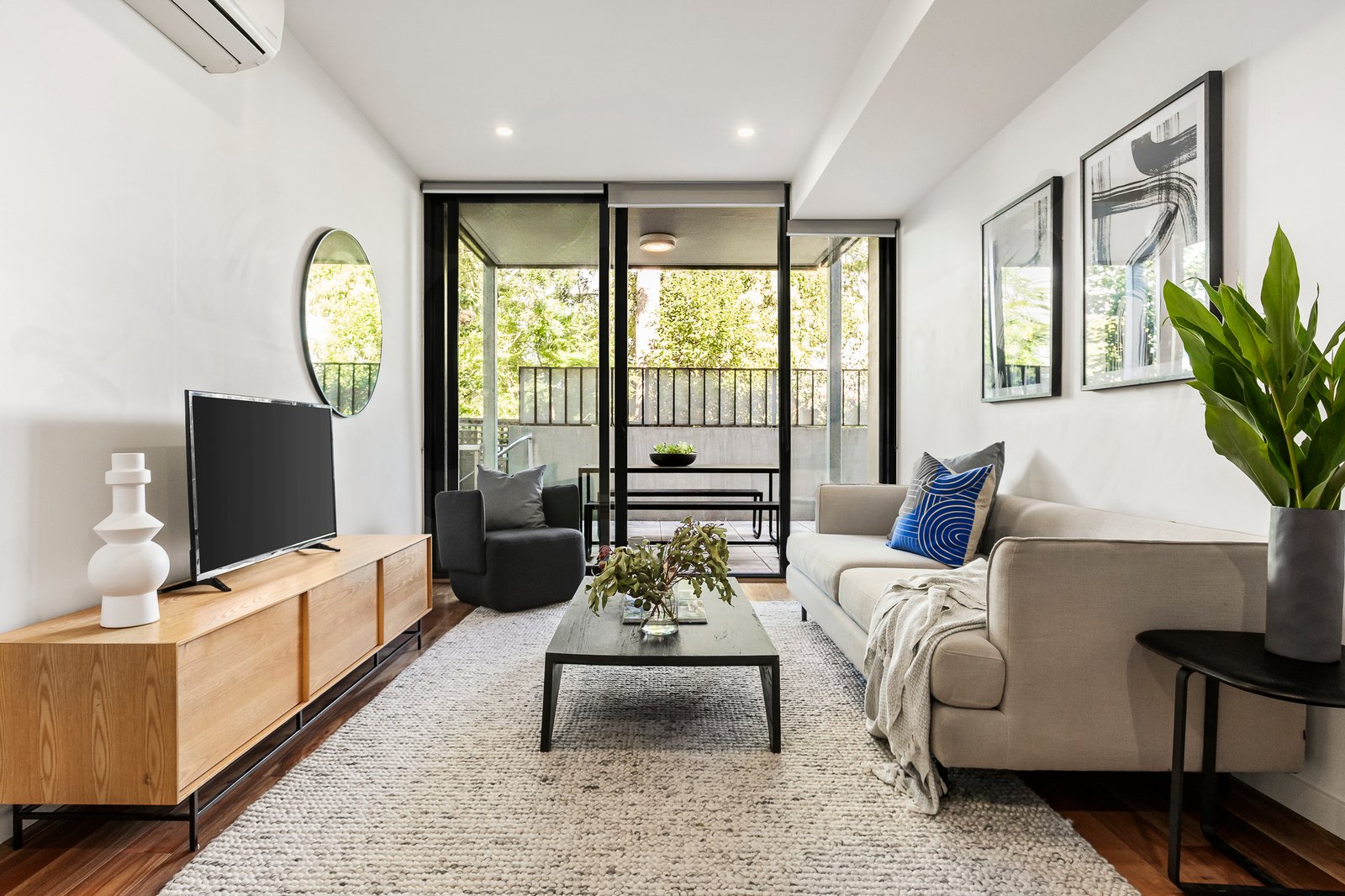 120/81-83 Riversdale Road, Hawthorn, 3122