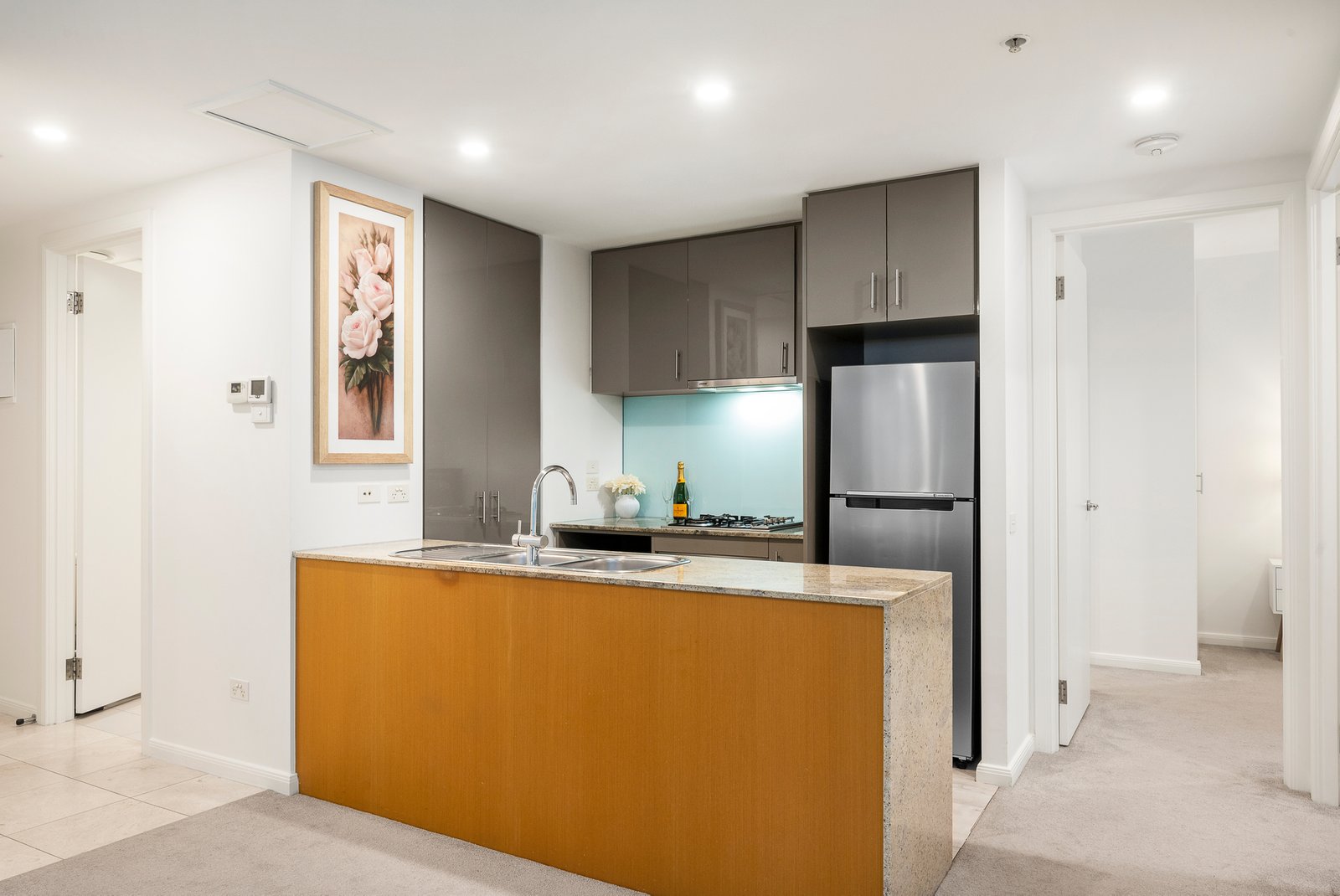 Gallery: 1208/480 St Kilda Road