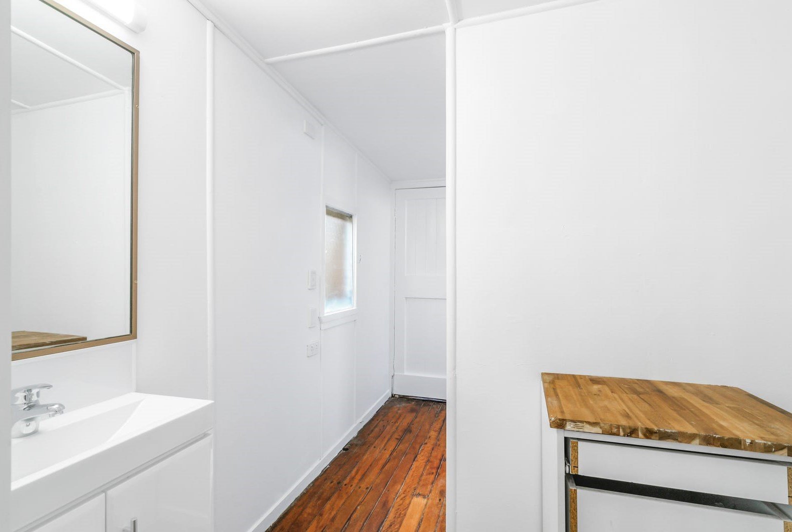 1209 Gold Coast Highway PALM BEACH 3