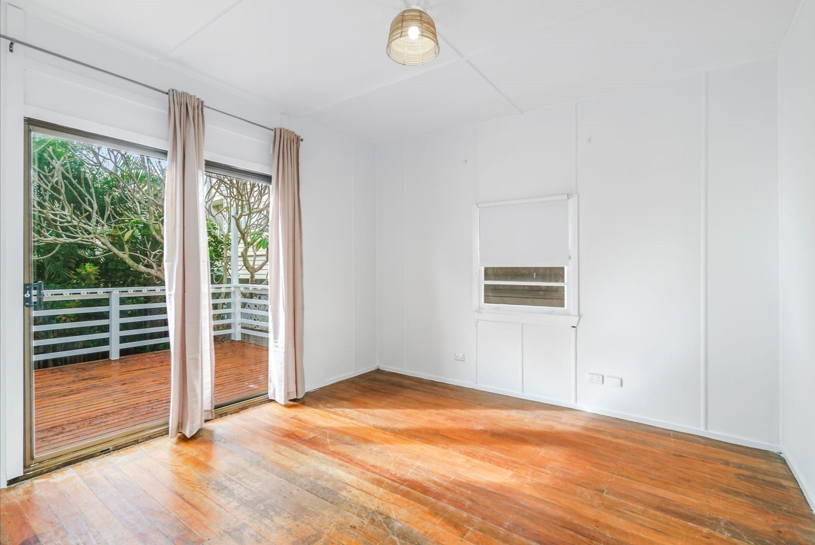 1209 Gold Coast Highway PALM BEACH 4