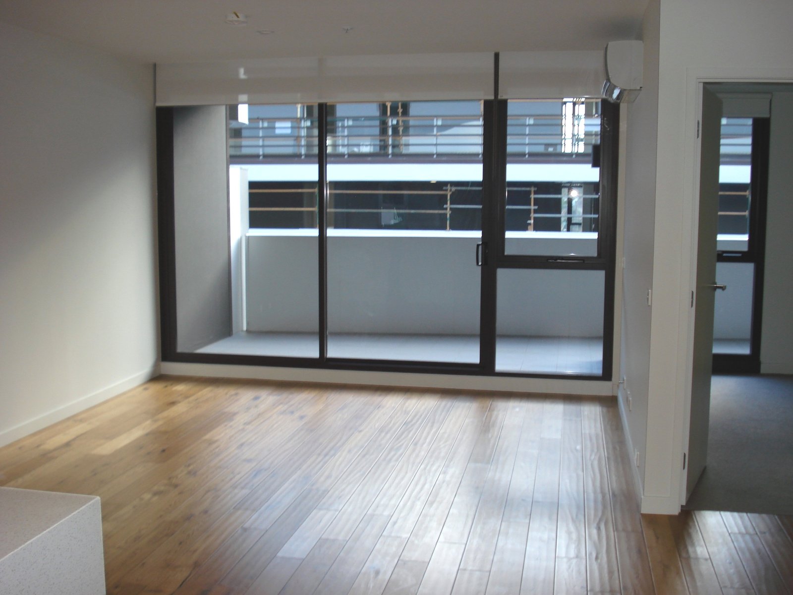 Gallery: 1209/182 Edward Street