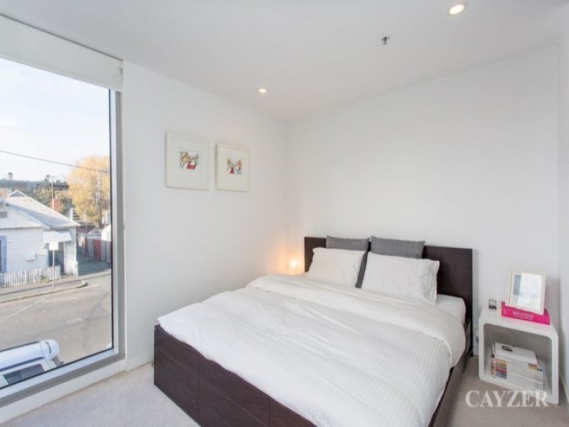Gallery: 120/99 Dow Street