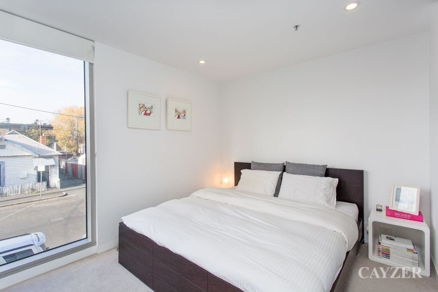 Gallery: 120/99 Dow Street
