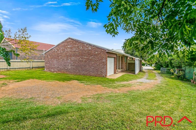 120B Denison Street TAMWORTH 7