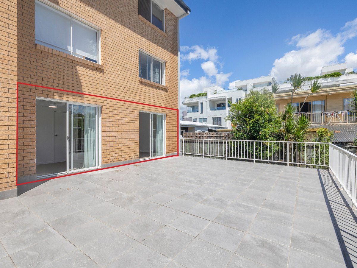 1/21-23 Bullimah Avenue Burleigh Heads 3