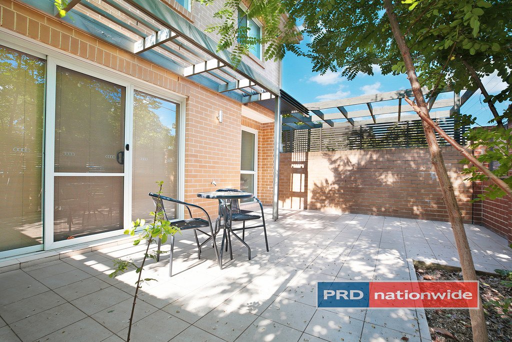 1/21-25 Orth Street KINGSWOOD 9