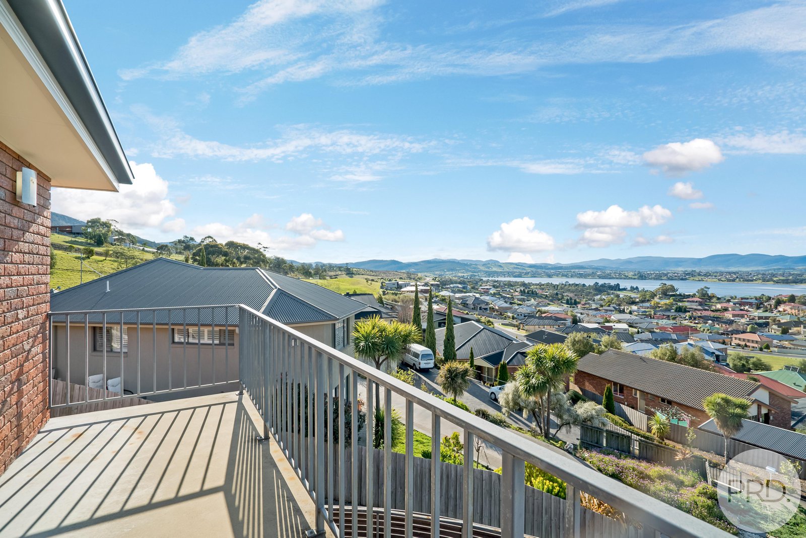 1/21 Ashwood Court AUSTINS FERRY 6