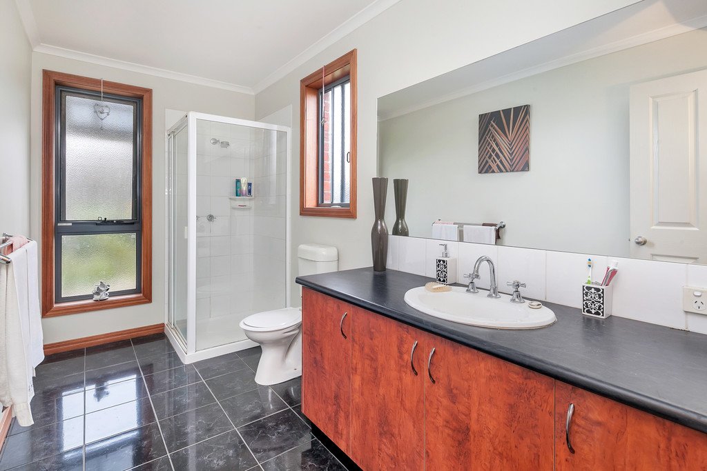 121 Basin Road SCARSDALE 7