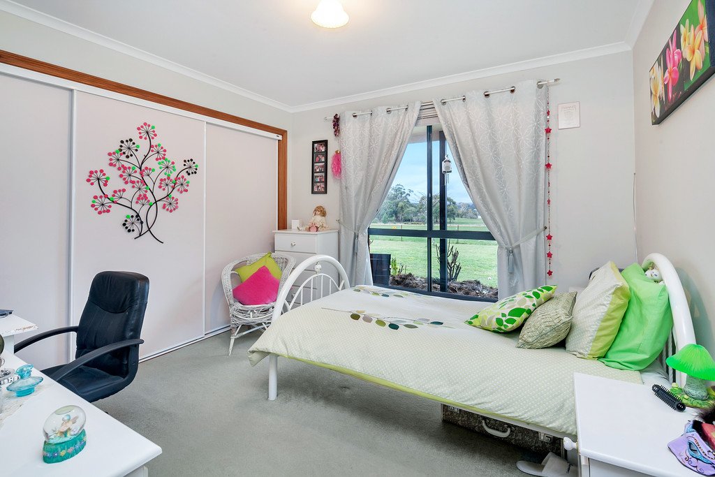 121 Basin Road SCARSDALE 10