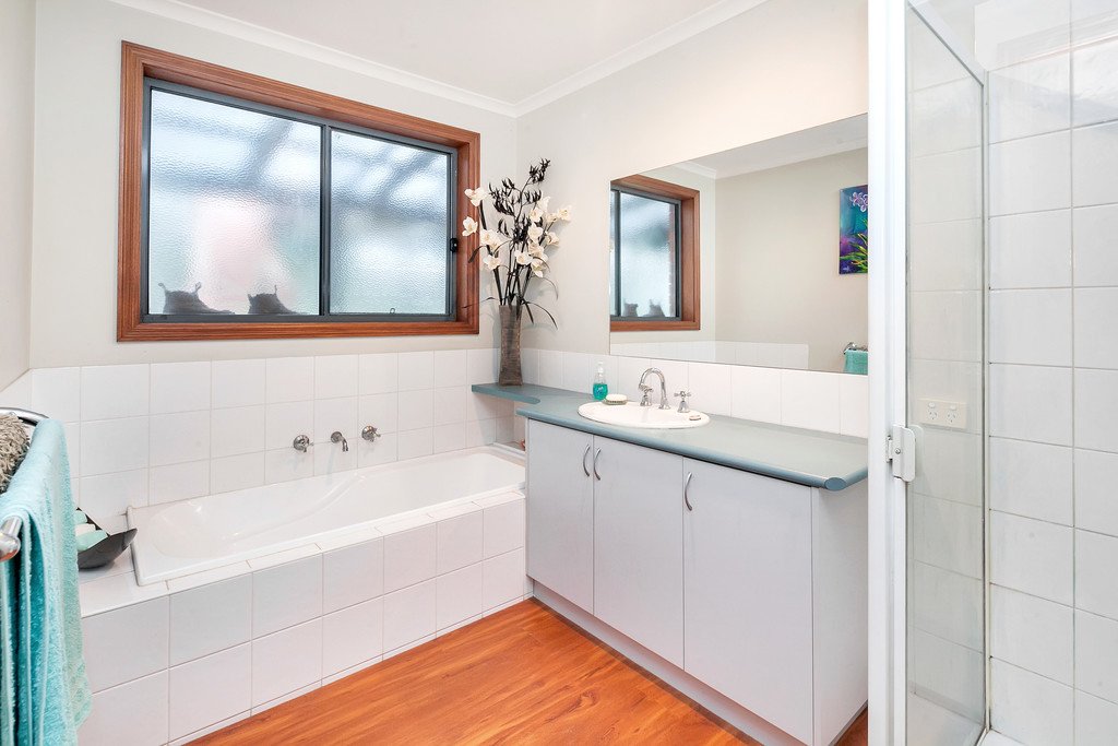 121 Basin Road SCARSDALE 11