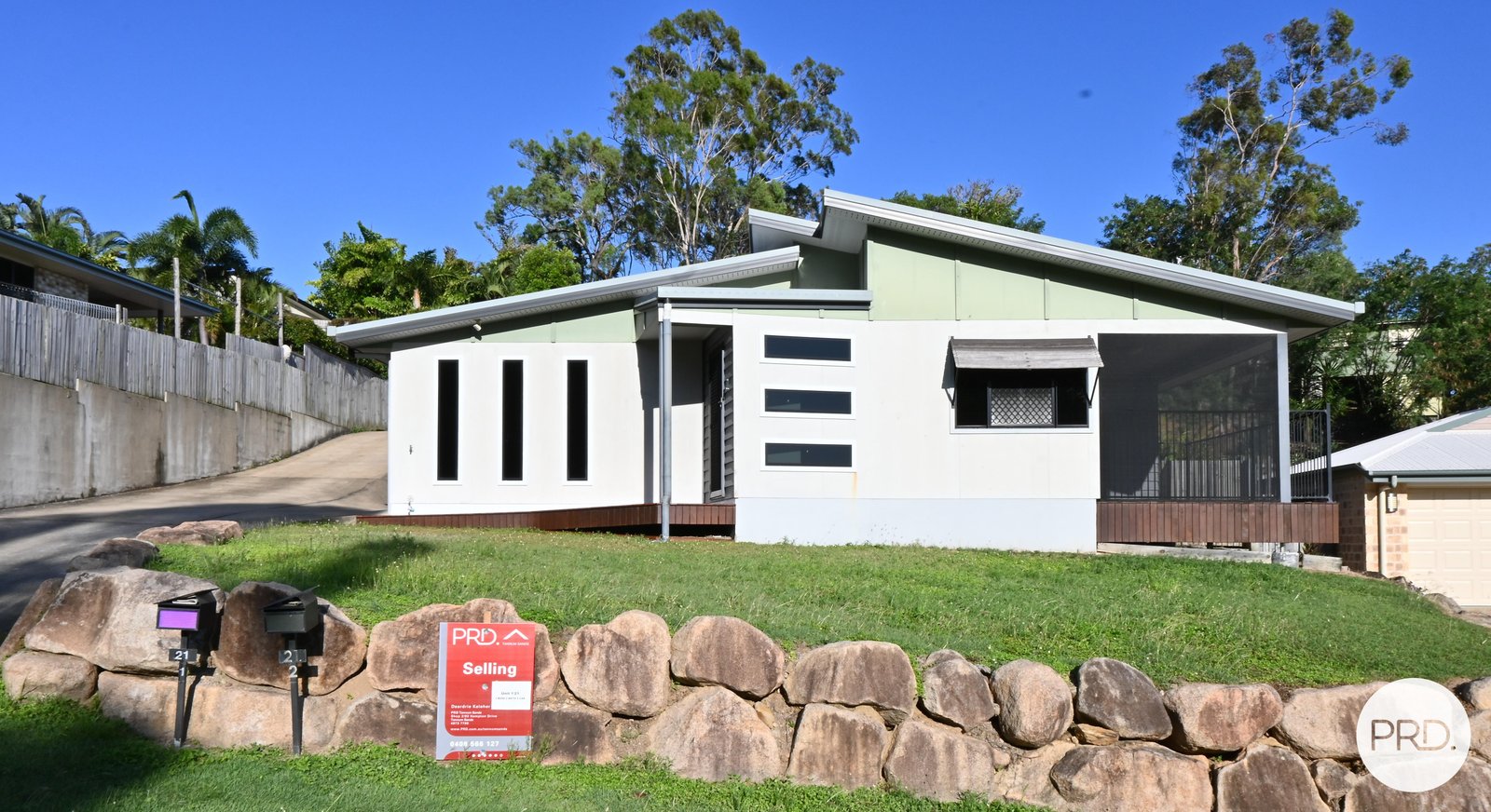 1/21 Bauhinia Drive  BOYNE ISLAND 1