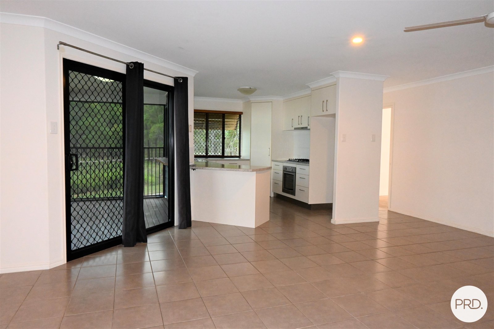 1/21 Bauhinia Drive  BOYNE ISLAND 3