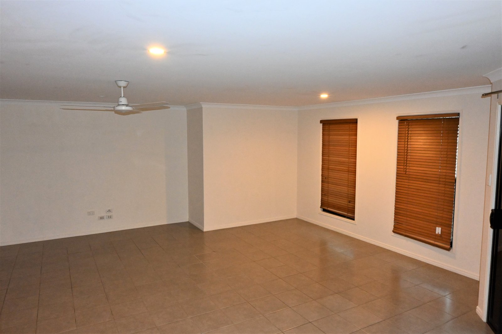 1/21 Bauhinia Drive  BOYNE ISLAND 9