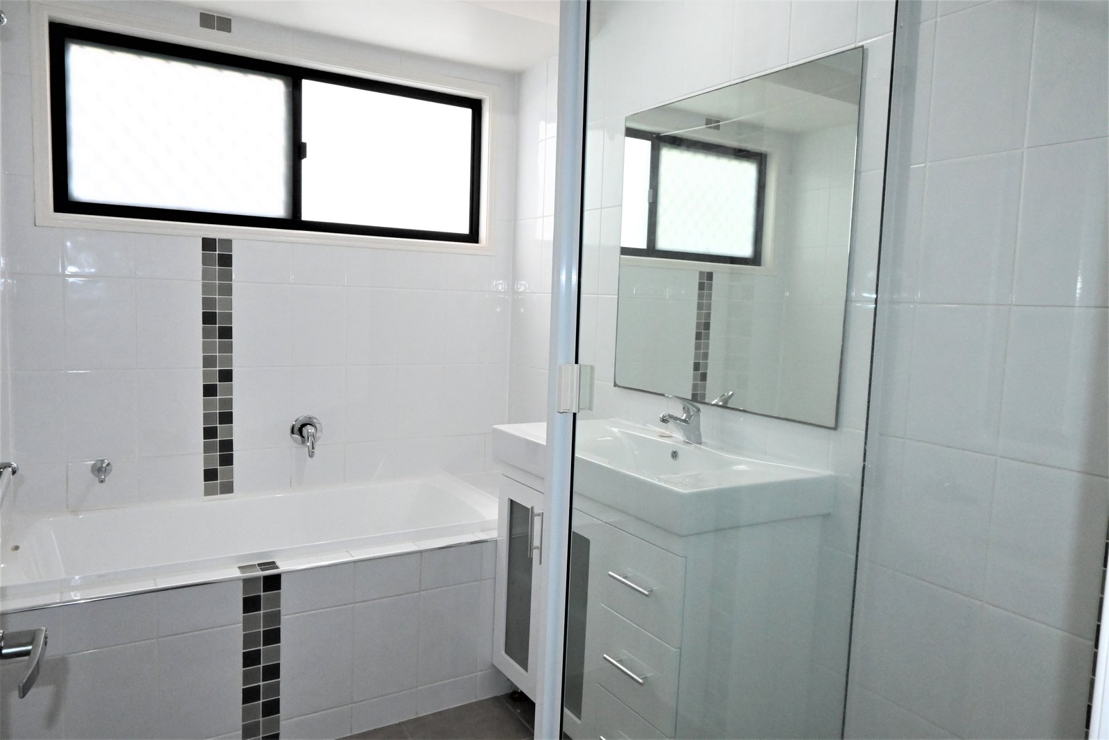 1/21 Bauhinia Drive  BOYNE ISLAND 26