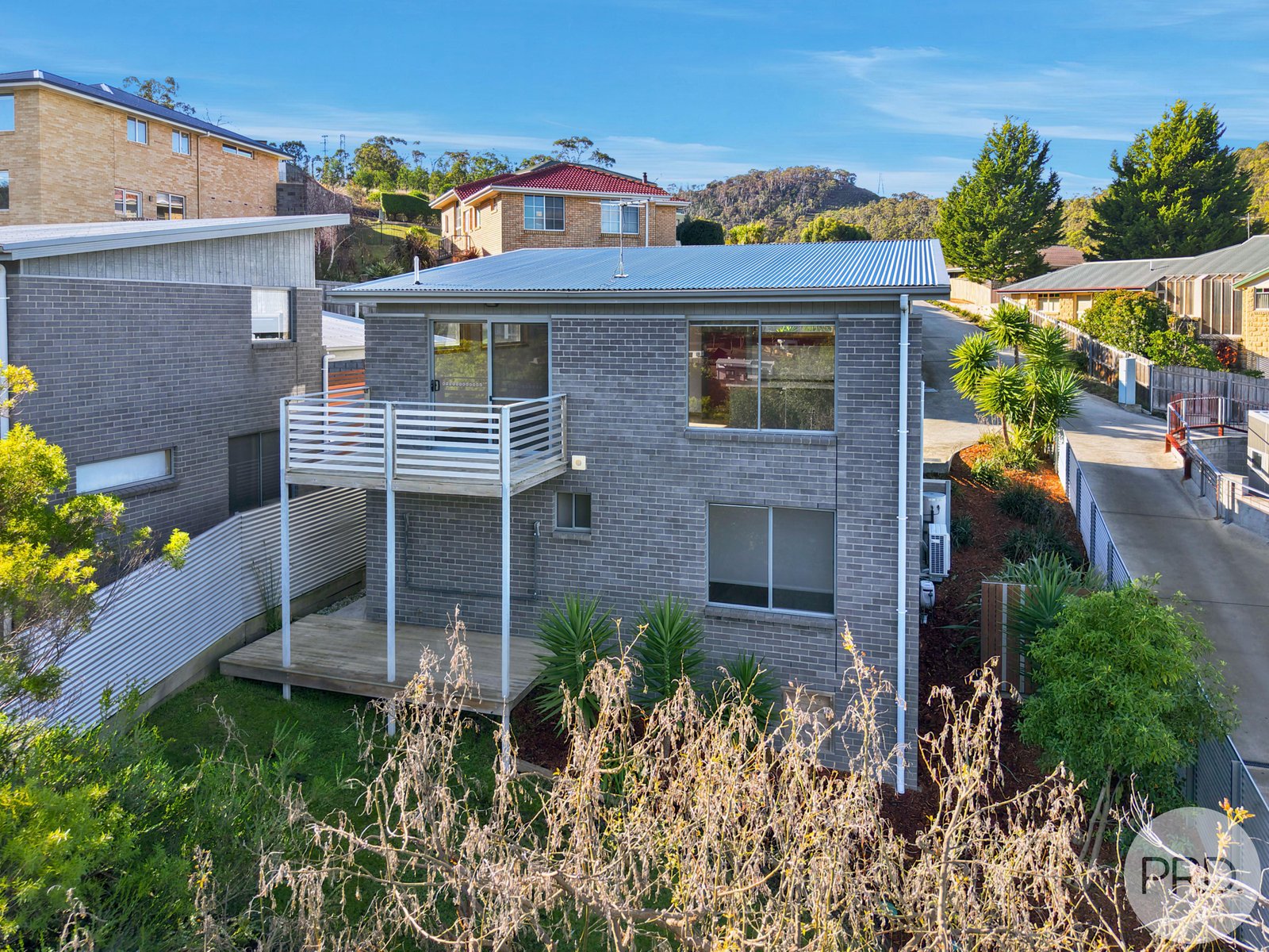 1/21 Bellemont Court GEILSTON BAY 1